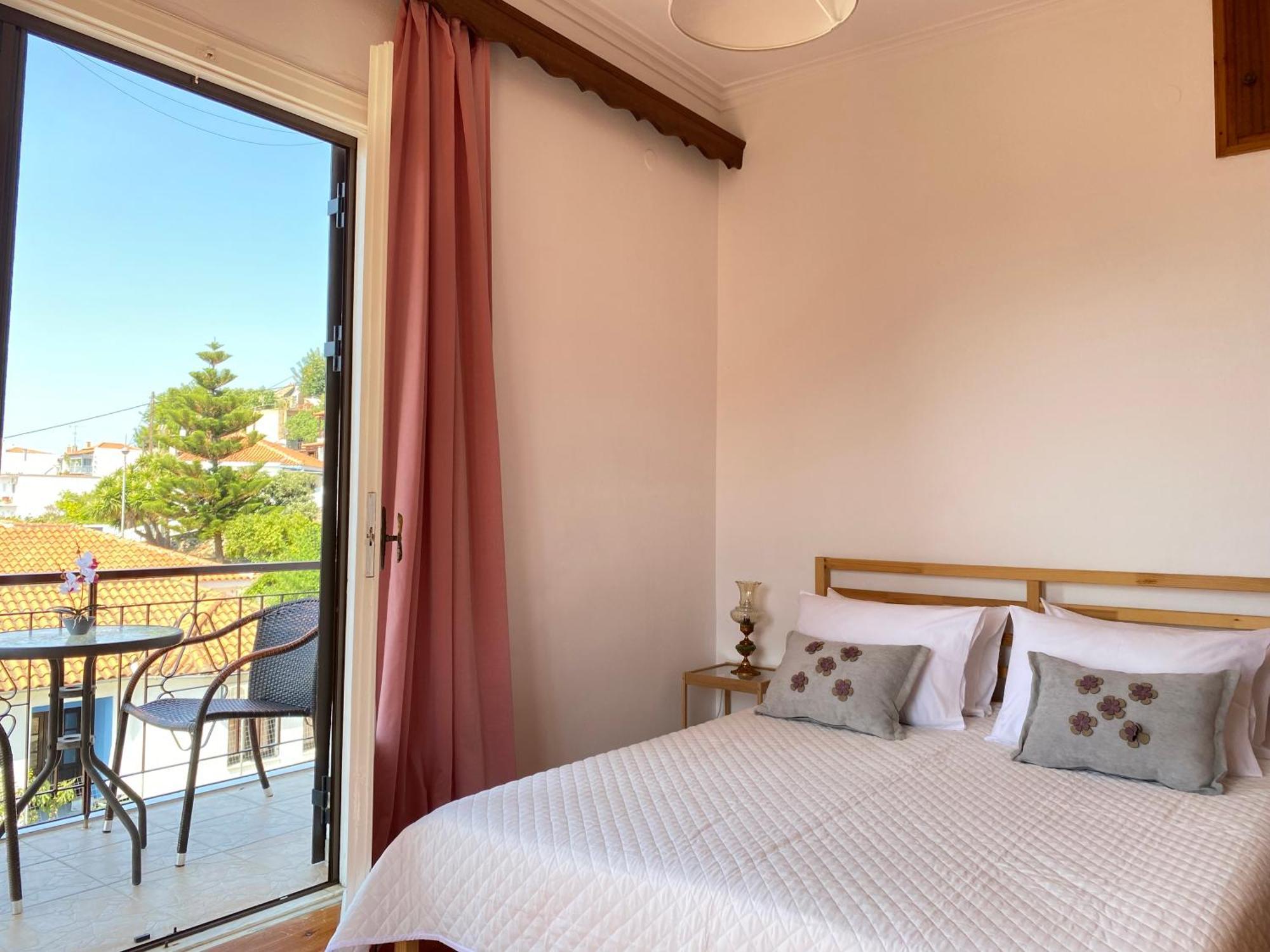Demie And George Ηouse Villa Loutraki  Exterior photo